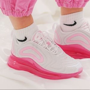 Nike Air Max 720 Women's Shoe